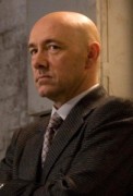 Kevin Spacey no papel de Luthor
